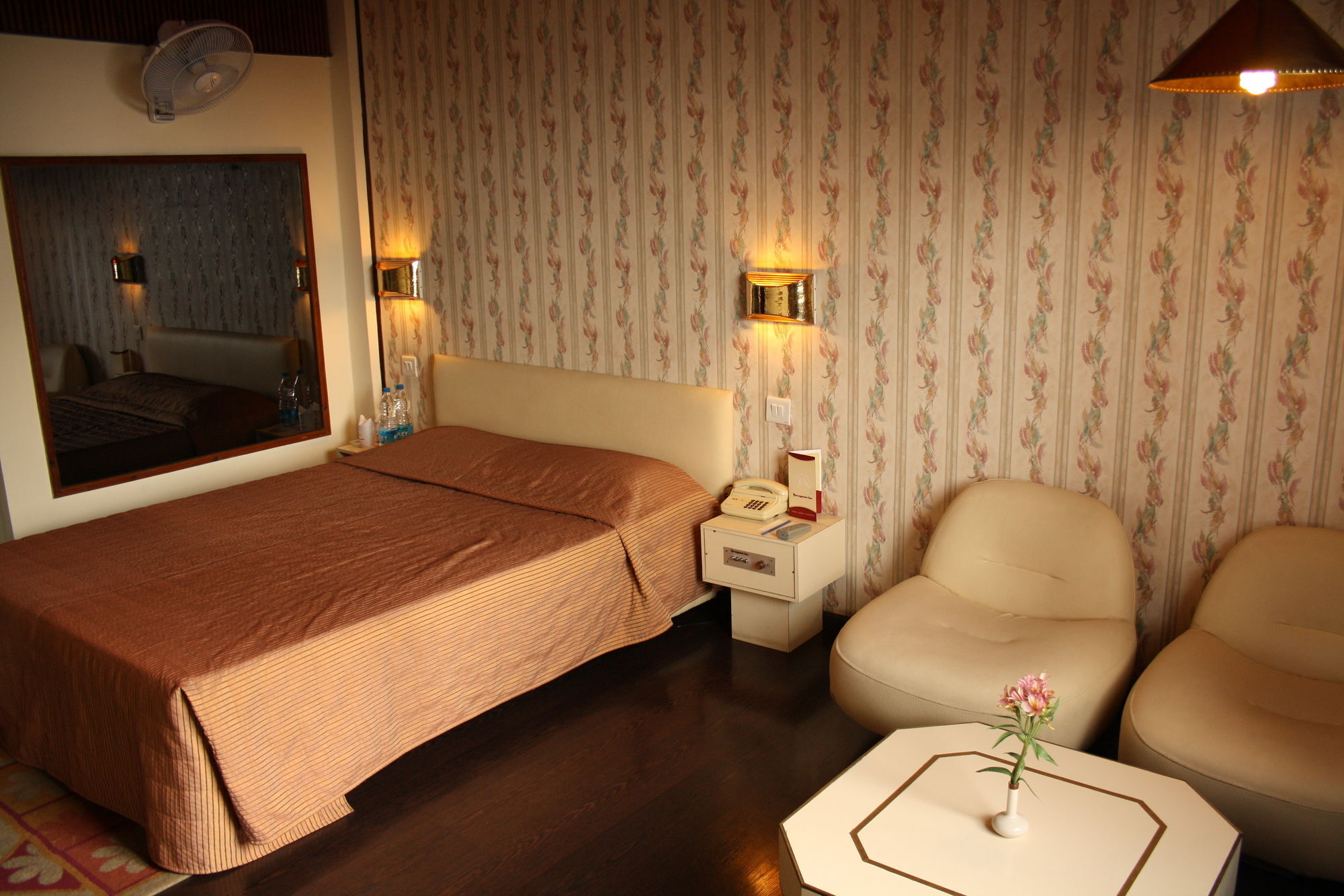 Honeymoon Inn Mussoorie Exterior photo